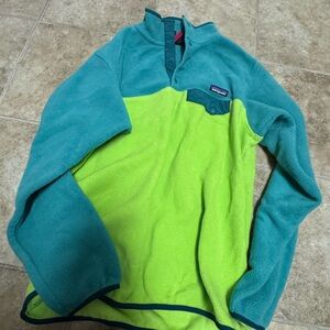 Patagonia Teal and Lime Fleece Jacket